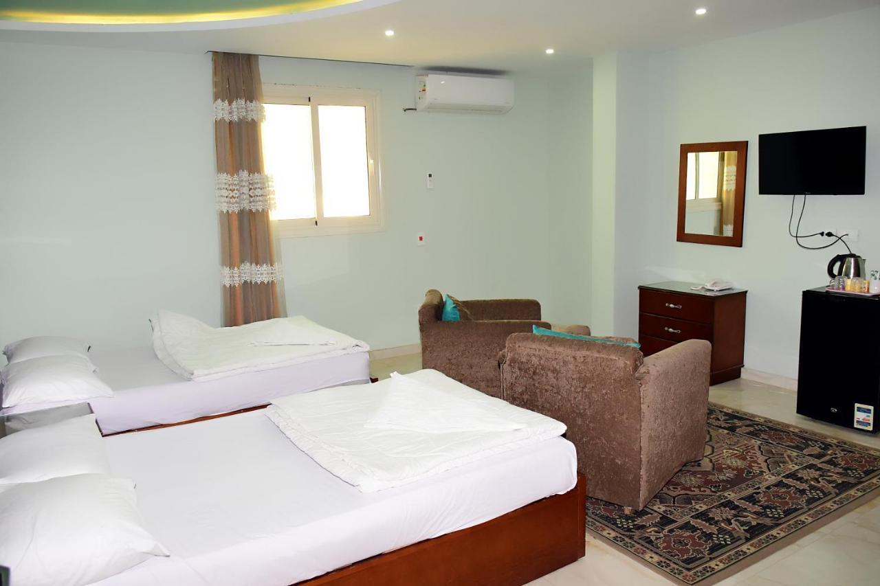Grand Pyramids View Hotel 开罗 外观 照片