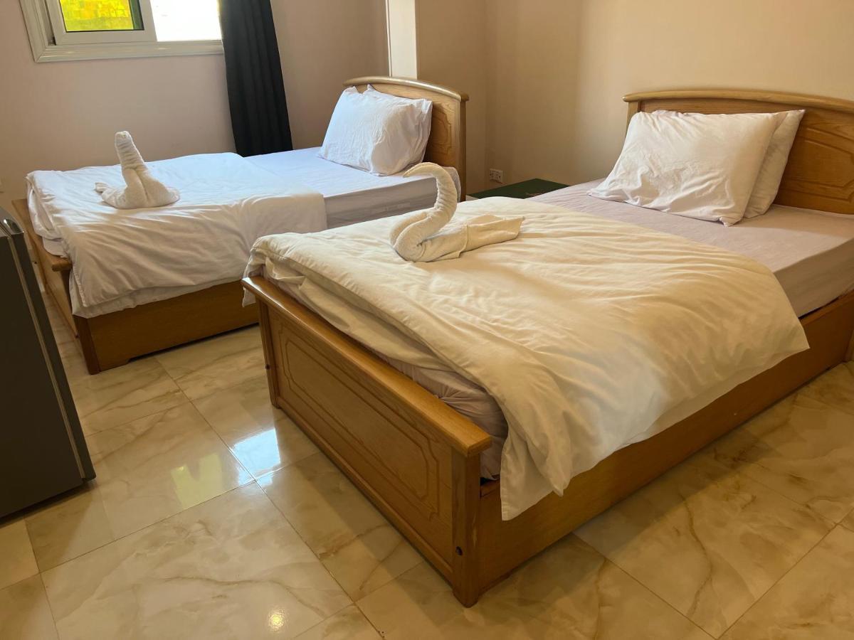 Grand Pyramids View Hotel 开罗 外观 照片